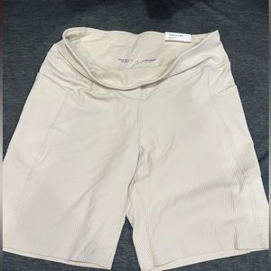 Old Navy Active High Rise Biker Shorts 8”